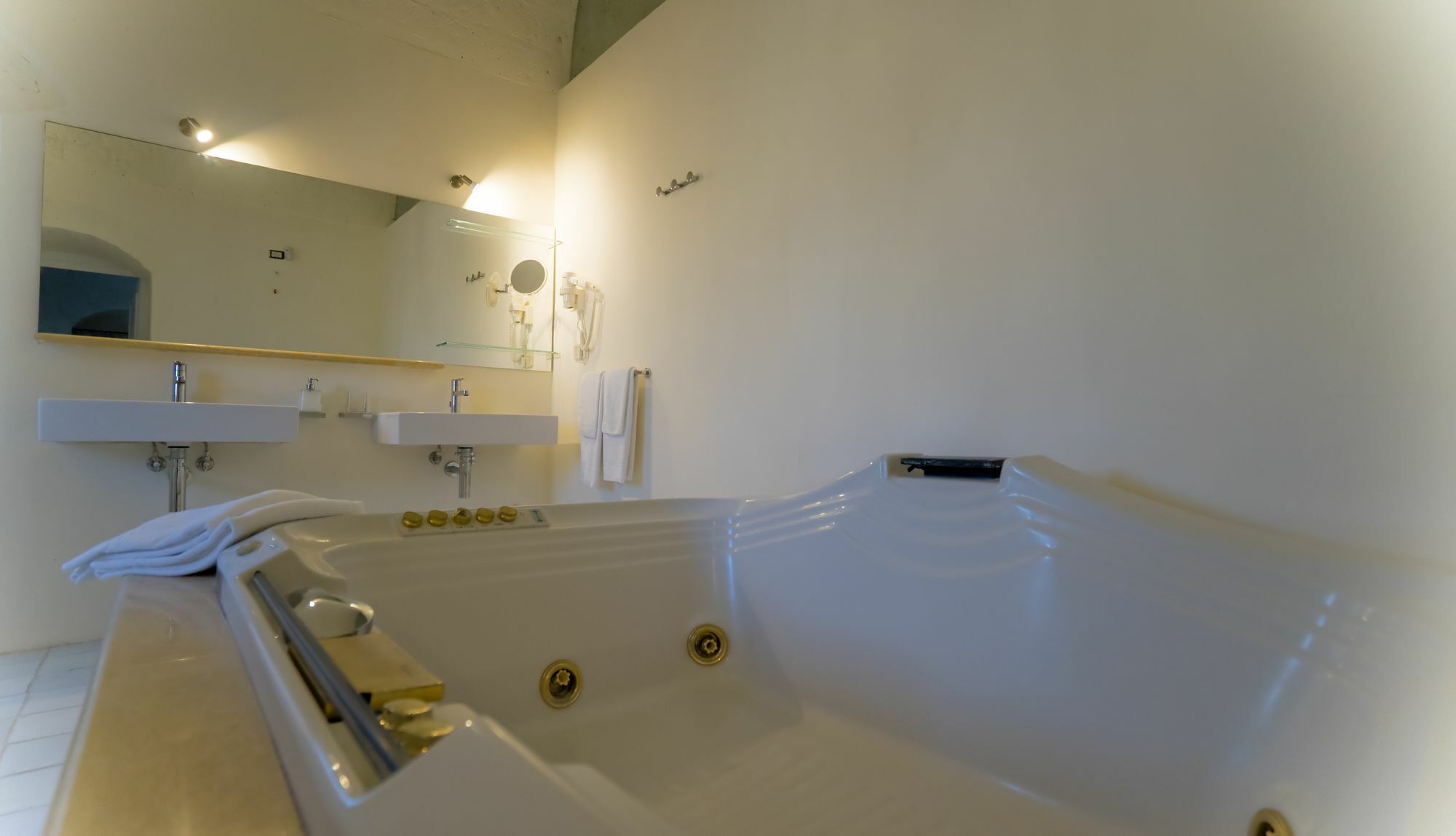 Giardini Di Pietra Hotel มาเตรา ภายนอก รูปภาพ